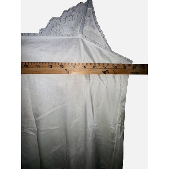 Vintage Vassarette Ivory Lace Trim Nylon Full Slip Dress Size 44 Adjustable Stra - Picture 8 of 8